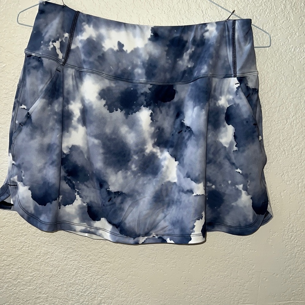 Puma golf or tennis skirt size L